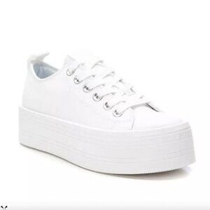 KEDS white leather platform sneakers size 6